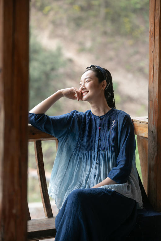 牧衣游原创 刺绣吊蓝染苎麻短外套夏轻薄质朴渐变文艺开衫 水晶宫 商品图5