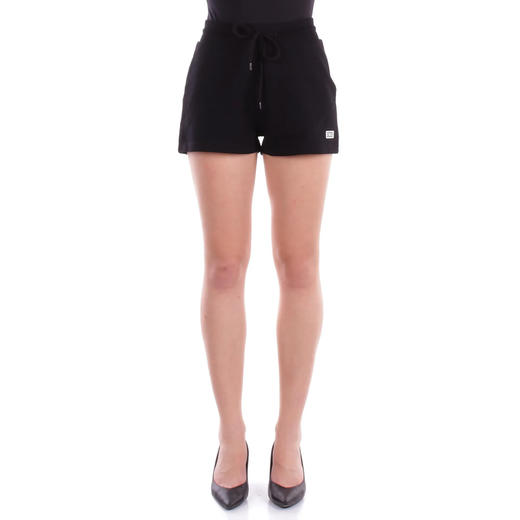 GCDS 女士字母徽标贴片棉质抽绳运动短裤 黑色 B1EW3119UW0 99 商品图0