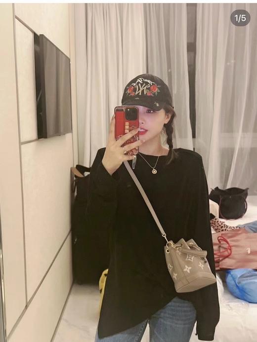 D061818巨适合夏天~nano noe星辰小水桶包单肩斜跨包女 商品图3