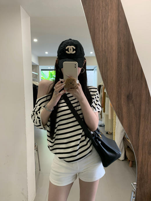 Read Nameless /莱赛尔条纹T 2025/6/19 商品图3