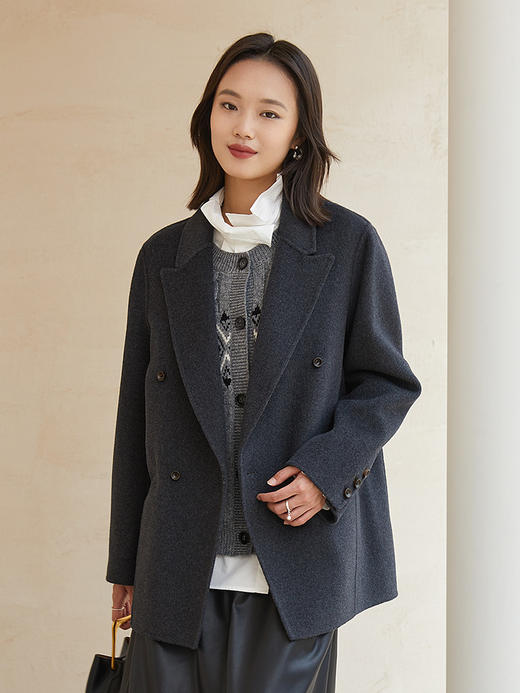 深灰色双排扣毛呢西装外套 复古风宽松显瘦中长款大衣 秋冬高级感气质女装上衣 商品图0