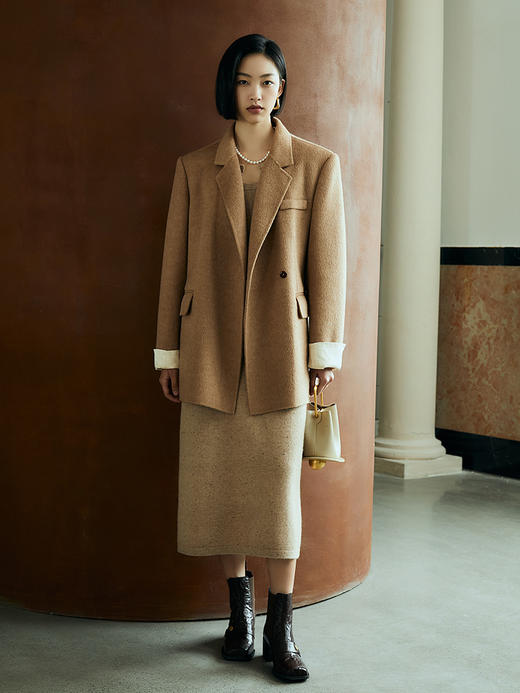 浅燕麦色杂点针织两件套 圆领短款开衫 + 过膝长裙温柔气质通勤显瘦秋冬软糯休闲套装 商品图0