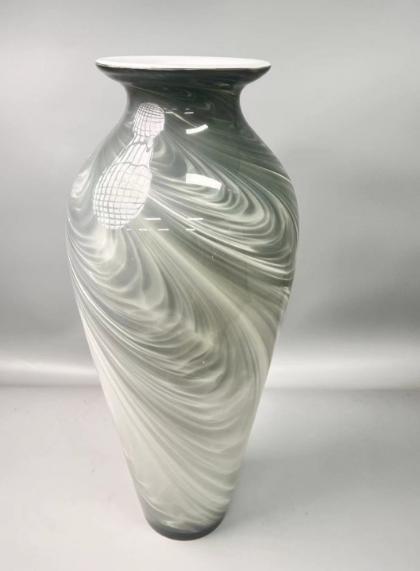 灰色高花瓶 商品图0