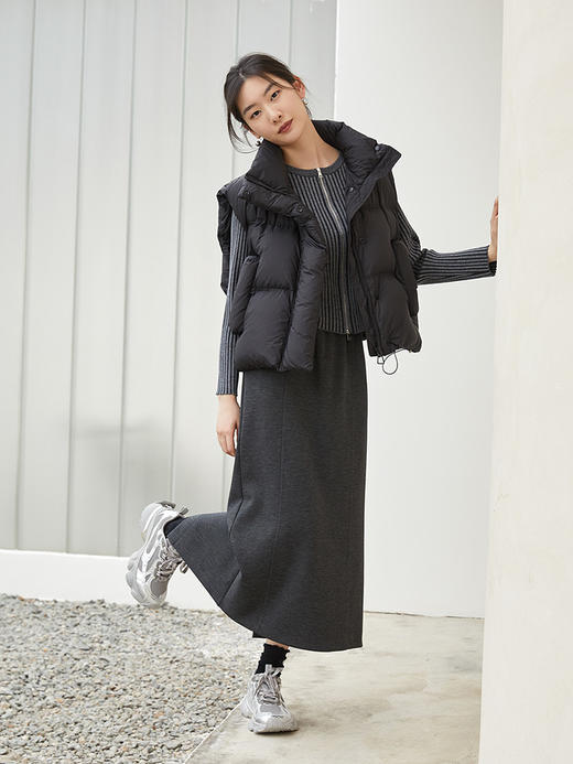 【抽绳收缩】黑色立领羽绒马甲女冬季新款宽松显瘦短款外穿背心外套 商品图1