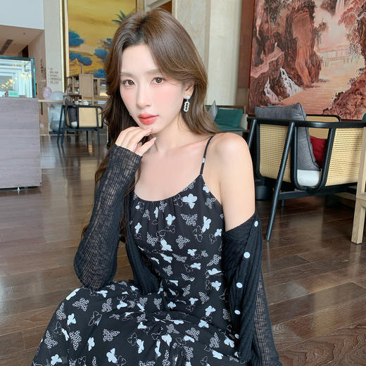 奢姿大码女装2025夏季减龄坑条设计V领针织衫胖妹妹时尚百搭上衣9852693947A 商品图2