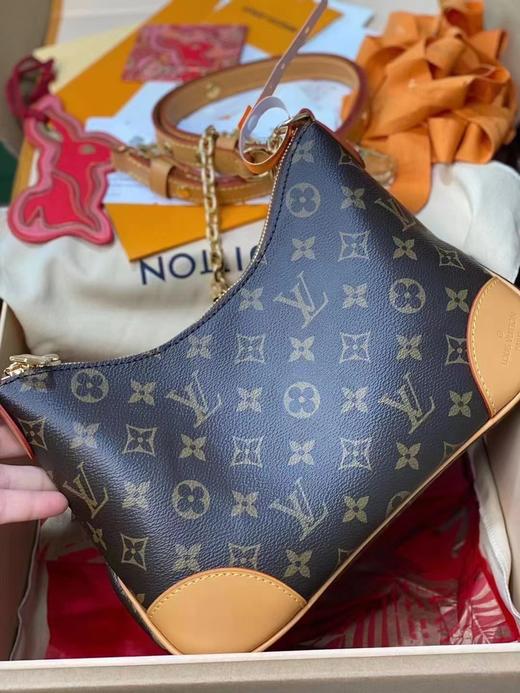 D061827春夏百搭新品老花满印牛角包斜挎单肩包 商品图2