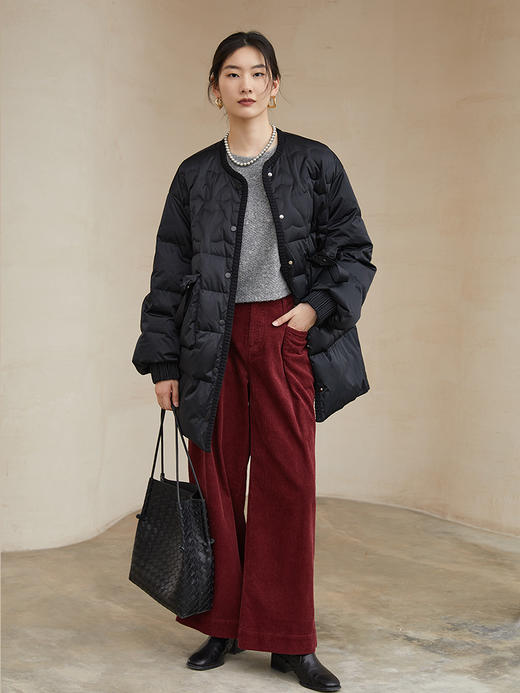 烟灰色短款花纱针织衫，圆领设计 + 软糯质感 + 高腰剪裁，解锁冬日叠穿的层次感与通勤气质穿搭 商品图1