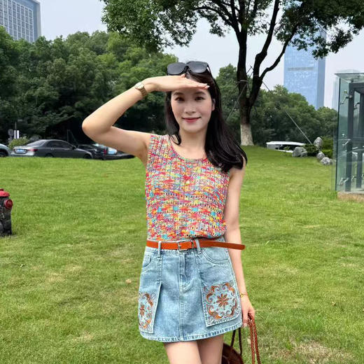 【预售7天】良木礼针织镂空背心（8562） 商品图0