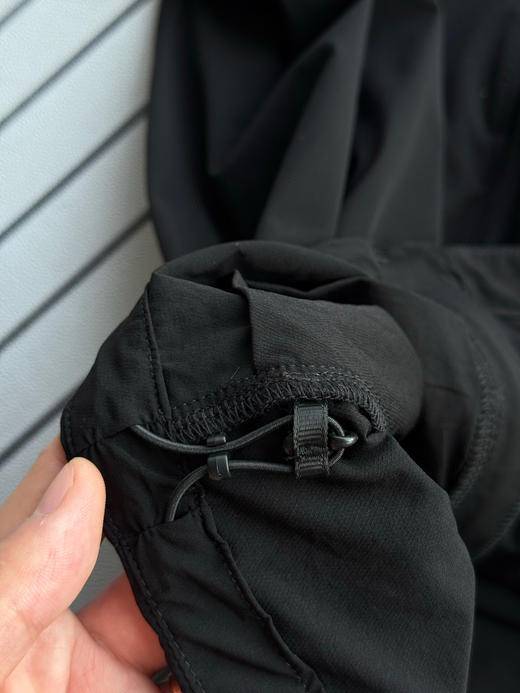 点此购买 始祖鸟Nodin Jacket男款轻量男子皮肤衣 jj 321644 商品图10