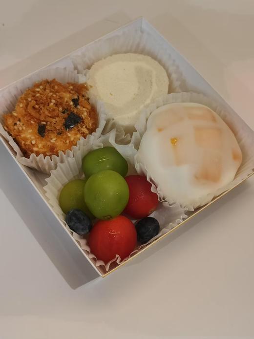 甜品拼装组合下午茶🔥（雪媚娘+肉松小贝+蛋卷+水果） 商品图3