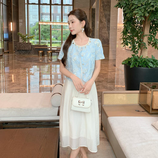 奢姿大码女装2025夏季法式重工刺绣气质两件套胖妹妹时尚通勤套装9952953382 商品图4