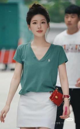 赵露思同款 小马刺绣 女款V领短袖T恤 5色 PT-1188
