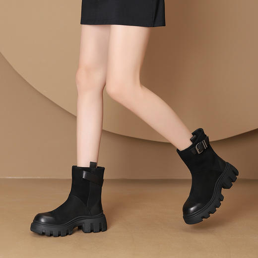 westory秋冬休闲风厚底百搭短靴时装靴W24DC84341 商品图2