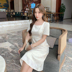 【清仓超15天不保价】奢姿大码女装2025夏季时尚方领旗袍连衣裙胖妹妹提花减龄开衩裙子9952890433【1】