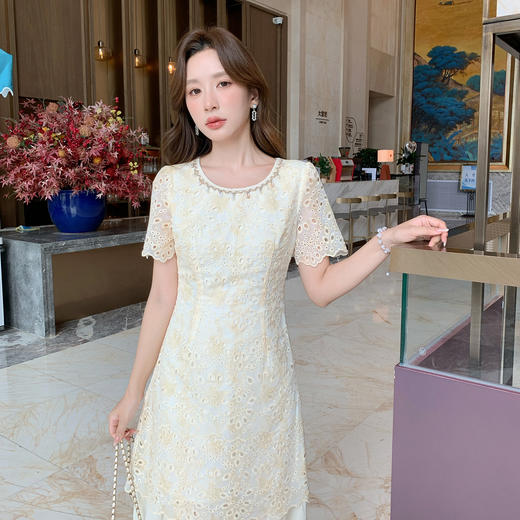 奢姿大码女装2025夏季新款时尚圆领短袖裙子胖妹妹气质蕾丝连衣裙9952890605 商品图1