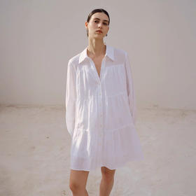 分层拼接翻领短款连衣裙