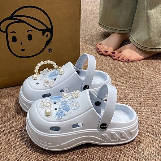 【敲可爱】沙滩网红防滑一脚蹬户外凉拖鞋厚底EVA时尚洞洞鞋女夏季蝴蝶。ry 商品图1