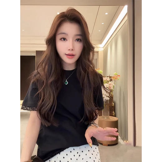 COCO ZONE 刘一一 2025简约圆领拼接蕾丝短袖T恤  CD1A0644 商品图0