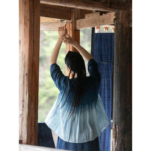 牧衣游原创 刺绣吊蓝染苎麻短外套夏轻薄质朴渐变文艺开衫 水晶宫 商品图2