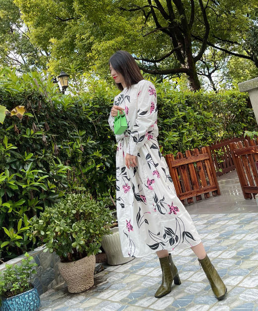 westory2021秋季新款方头粗跟短筒靴子时尚复古石纹W21DS80701 商品图6