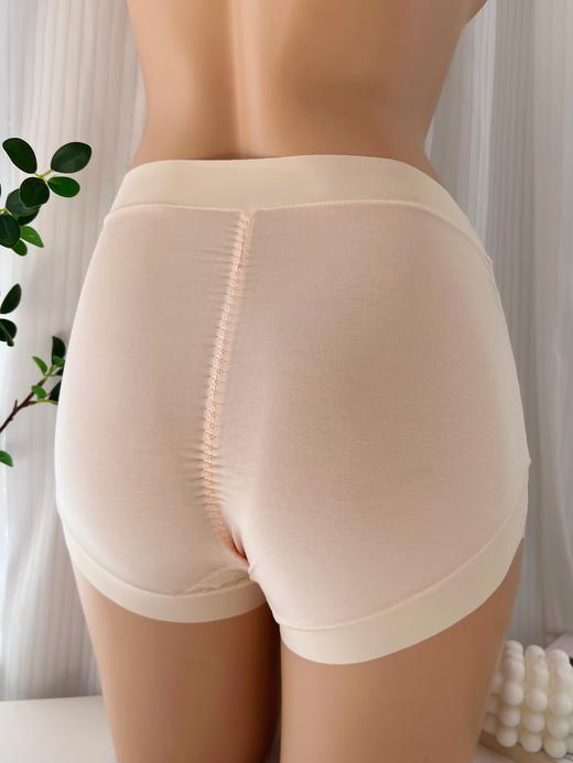 点此购买 爱慕家女士蔷薇花蕾丝中高腰护宫内裤 艾 321660 商品图3