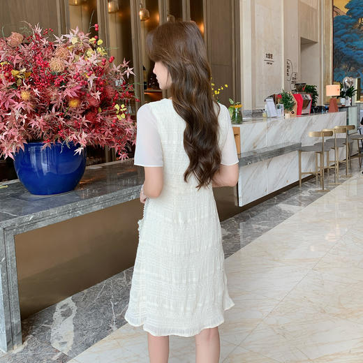 奢姿大码女装2025夏季减龄拼接时尚连衣裙胖妹妹荷叶袖V领裙子9952869760 商品图3