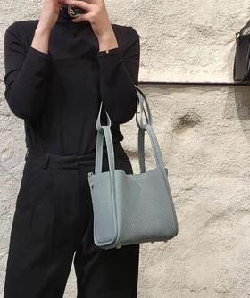 D061832自带糕级感菜蓝子包巨能装可单肩可斜挎包包