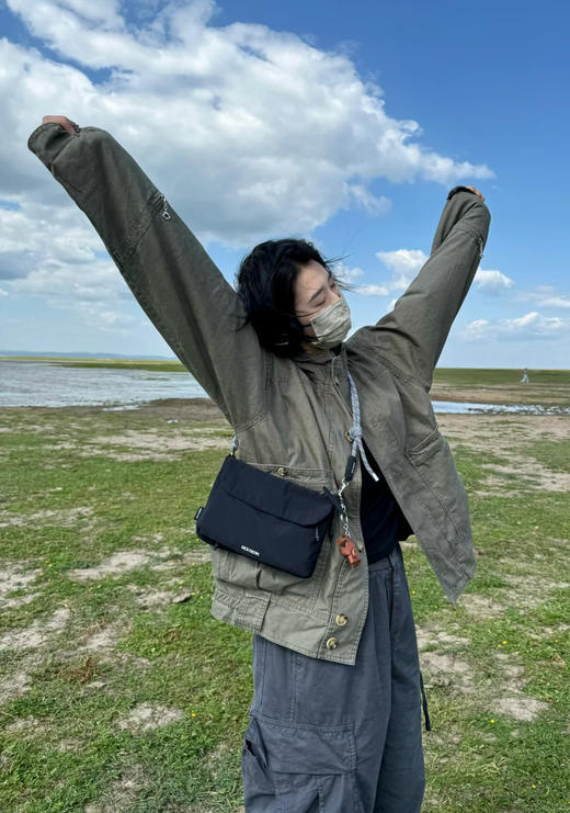 opologie 全新多功能折叠斜挎包⚠️咱们赠送一条肩带的哈！官网包和包袋分开卖的！！一条肩带258起！！呀！！! 冲鸭！！! 这个肯定要自留！！! 商品图9