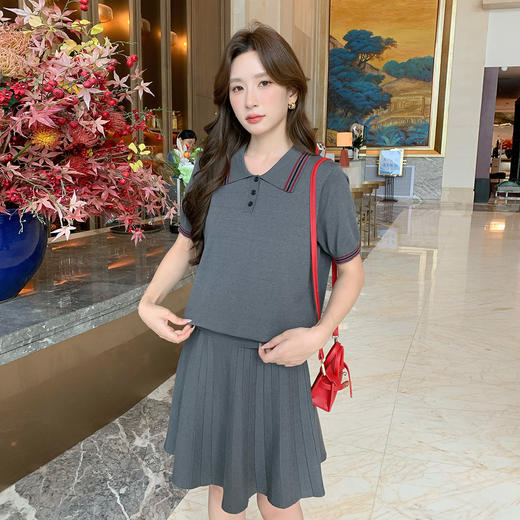【清仓超15天不保价】奢姿大码女装2025夏季新款减龄翻领针织衫半身裙套装短裙两件套9652969836 商品图1