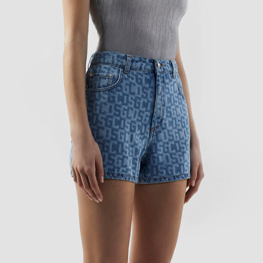 GCDS 女士字母徽标贴片牛仔短裤 浅蓝色 A2OW3100DA2 75 商品图1