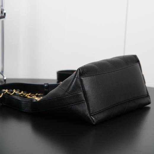 D061821复古做旧风金属排扣重量感的双吊坠设计单肩斜挎包 商品图8