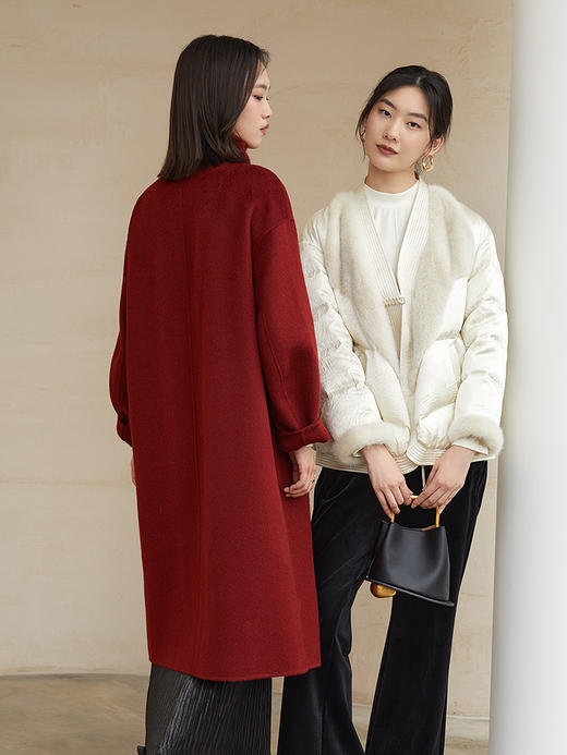 秋冬高级质感 酒红翻领双排扣长款大衣 宽松廓形大口袋通勤气质毛呢外套 商品图1