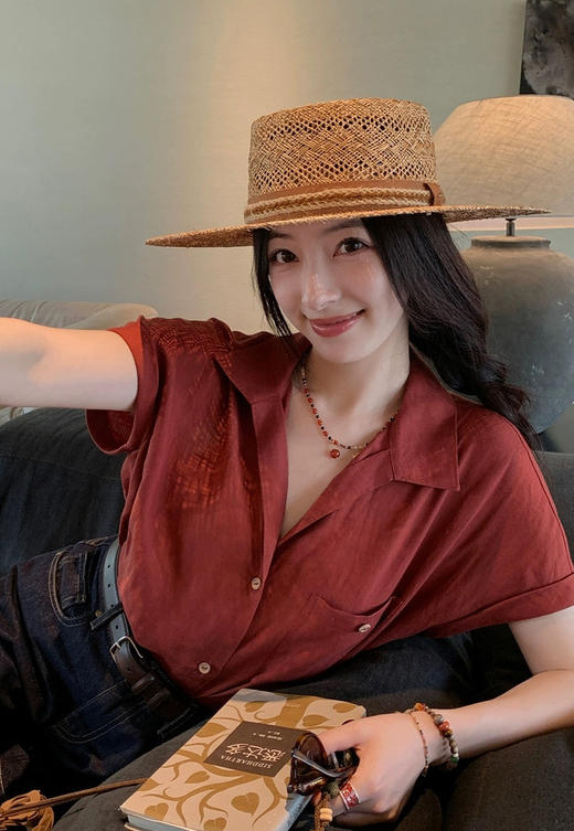 🚀速抢款🔥救命！这件车厘子红衬衫美到犯规！ 🇮🇹【cosAcosB轻薄微透松弛感翻领亚麻衬衫】 💃显白一绝+透气到会呼吸！ 商品图0