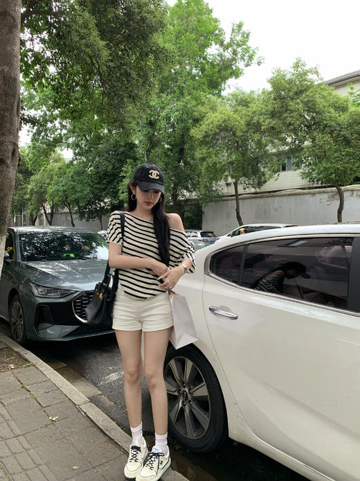 Read Nameless /莱赛尔条纹T 2025/6/19 商品图13