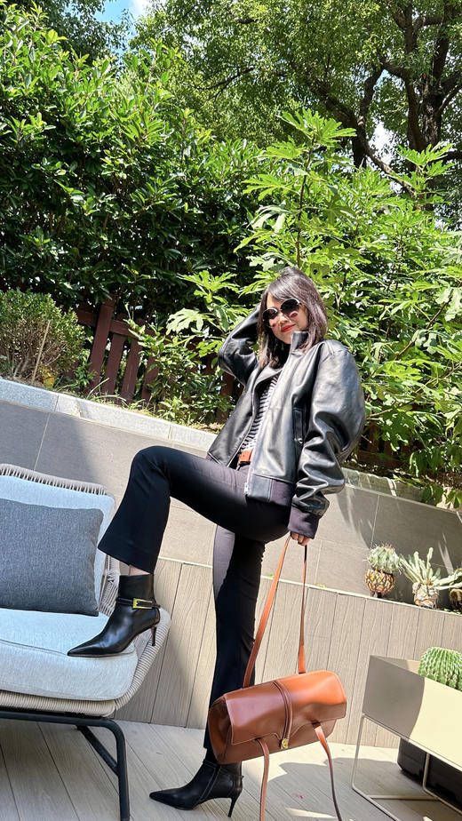 westory秋冬真皮尖头细跟显瘦优雅高级皮带扣短靴女W24DS84031 商品图6