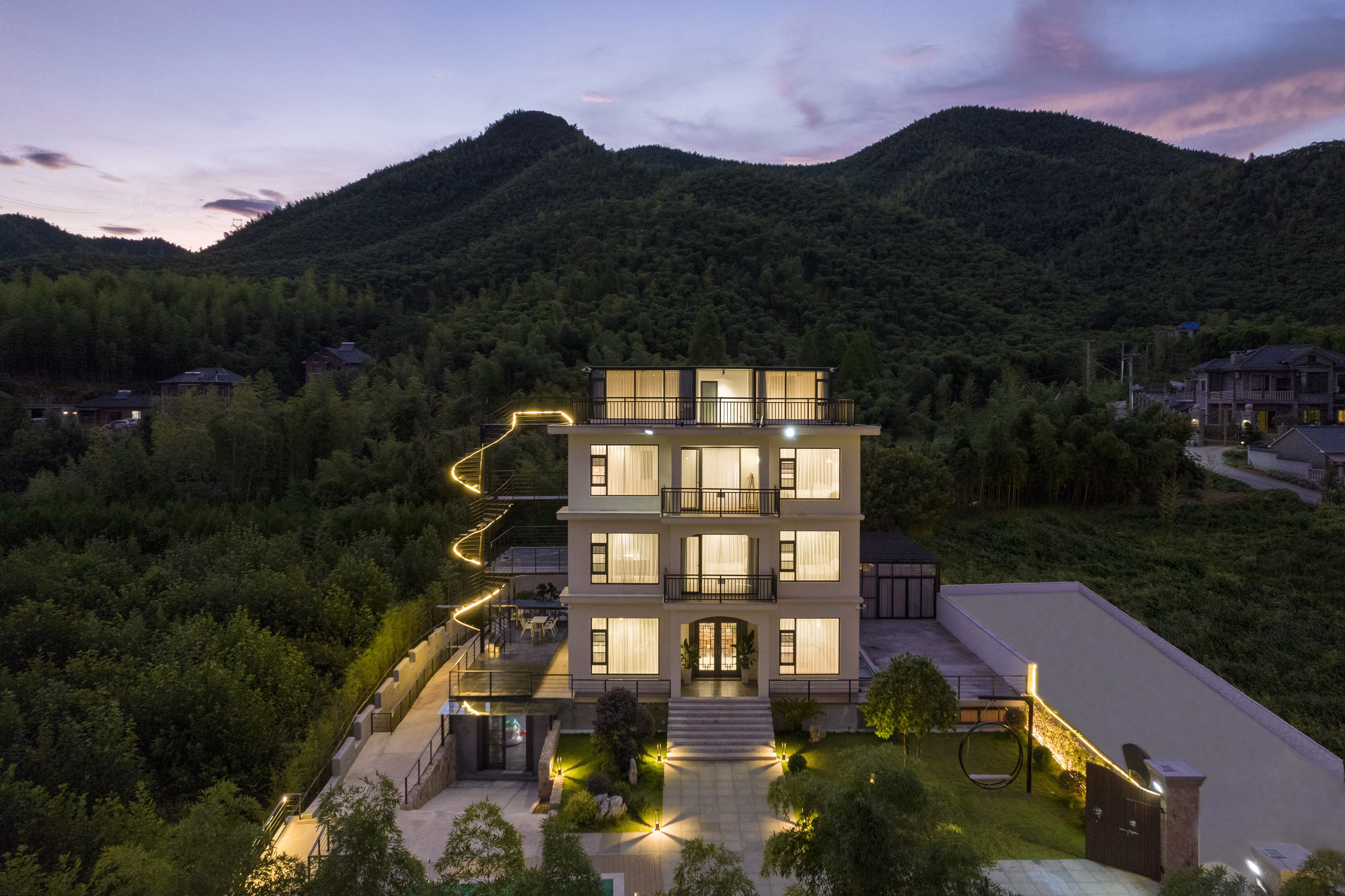 整包一栋莫干山院墅搞团建！