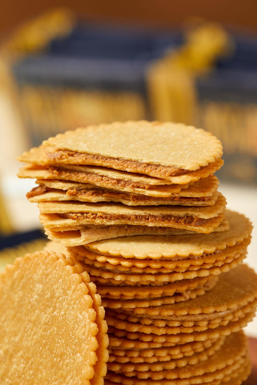 谁发明的「甜原柿吉 薯片花生酱夹心饼干」新口味来袭🤭巧克力➕花生酱 简直香爆我😭1.5mm薄的薯香小饼🍪明星同款 咸香酥脆！酥酥薄脆夹着厚厚的花生酱 商品图6