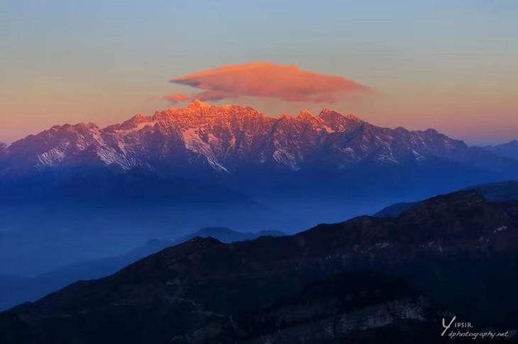 川西秋色丨牛背山云海星空+稻城亚丁8天摄影团