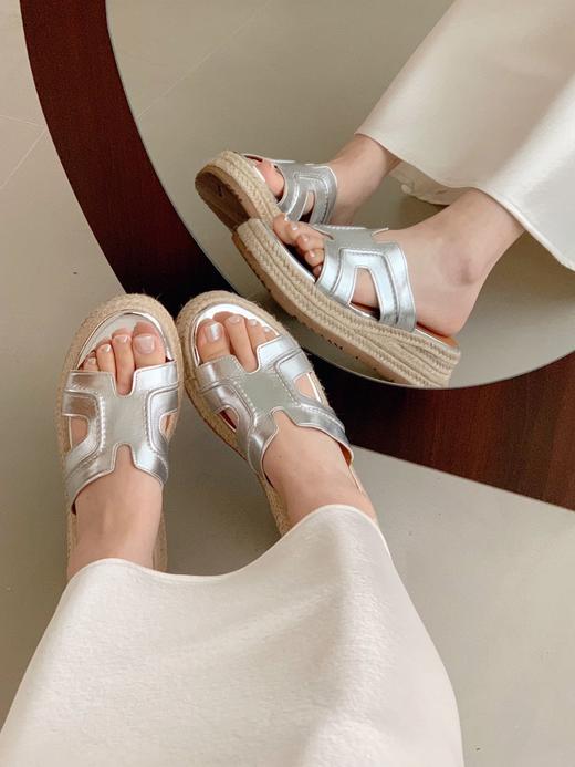 赵露思董洁推荐草编H拖纯皮凉鞋 商品图4