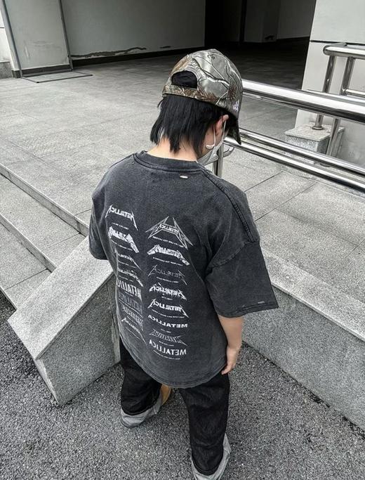点此购买 METALLICA夏季男女款摇滚乐队限定复古水洗做旧破坏高街短袖T恤 md 321793 商品图4