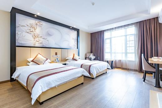 【贵州兴义施达凤凰酒店基地】 商品图1