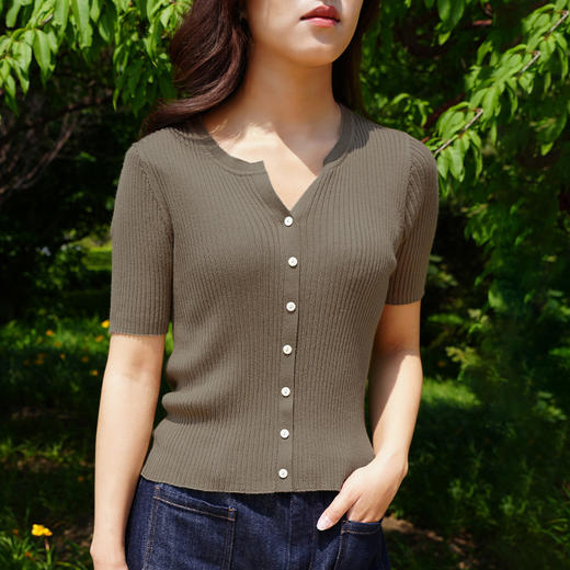 东黎 • 温柔的海风 桑蚕丝山羊绒 夏季女士精纺套衫 5303 商品图3