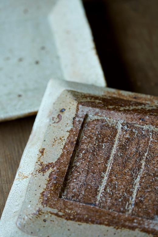 尾形笃27罅粉引｜四方皿 商品图3