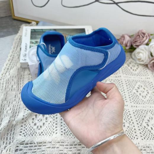 🌈【英氏YeeHo0夏季童鞋魔术贴凉鞋YHHB252910款】🌵颜色搭配活泼亮眼，超级适合活力满满的春夏 鞋身又软又轻，🌟穿在脚上完全没有负担 商品图4