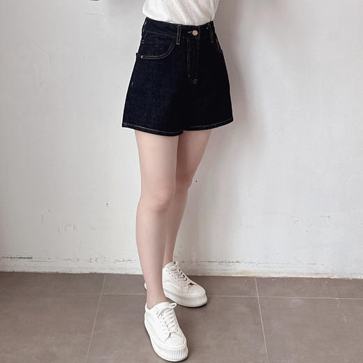 夏季新品设计师款小众藏蓝牛仔短裤女热裤 商品图1