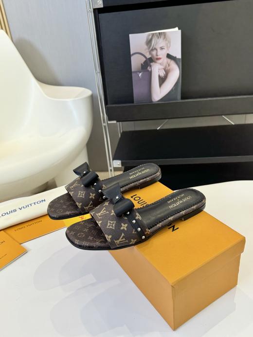 2025驴家新款 村上隆系列圆头套脚拖鞋（HC） 商品图3