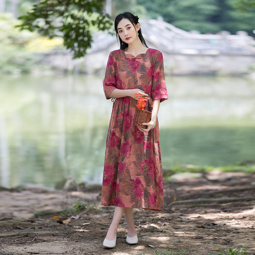 QYQ42382025春夏新款文艺复古盘扣荷叶领棉麻抽绳收腰中袖长款气质连衣裙 商品图0