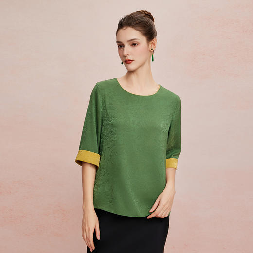 QF260斯尔丽25新款圆领国风系列精致提花工艺中袖撞色宽松显瘦上衣 商品图6