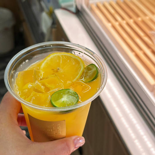 茉莉橙C金桔鲜果茶 商品图1