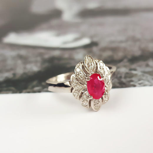 【天然正品】A货翡翠PT900铂金镶钻镶天然近50分红宝石（热情、忠诚）戒指12号（戒圈可改）女士现售价：2880！160525NJM65 商品图2